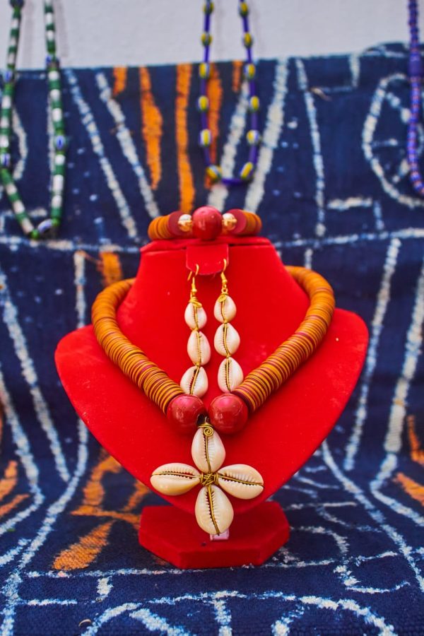 Collier & Boucles D'Oreilles Prestige Cowrie